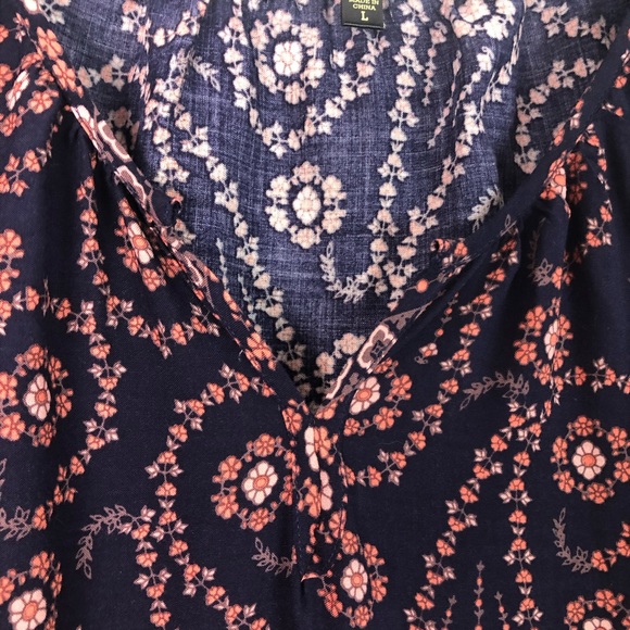 LOVE STITCH Floral boho Top Flowy Bell Sleeve - Picture 3 of 6